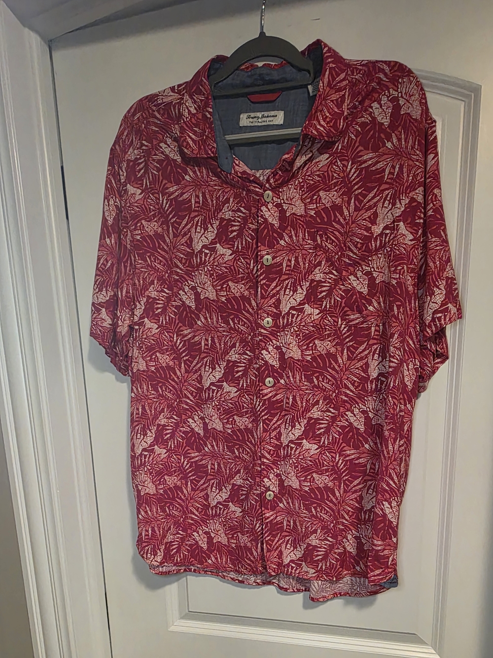 Tommy Bahama Vibrant Pink Tropical Print Short Sleeve Shirt